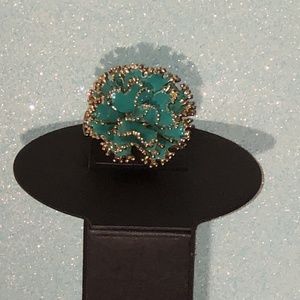 Fashion ring